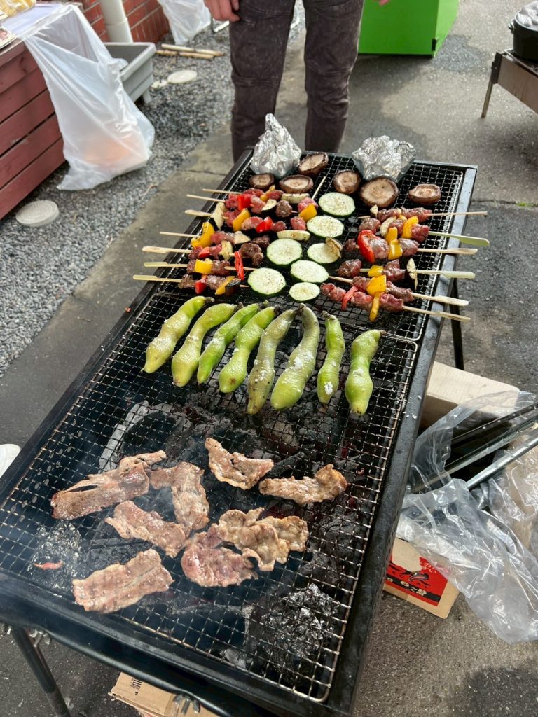 社員で準備したBBQ